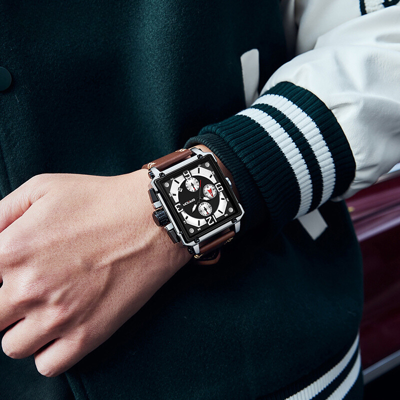 Tactisch herenhorloge van leer met quartz uurwerk