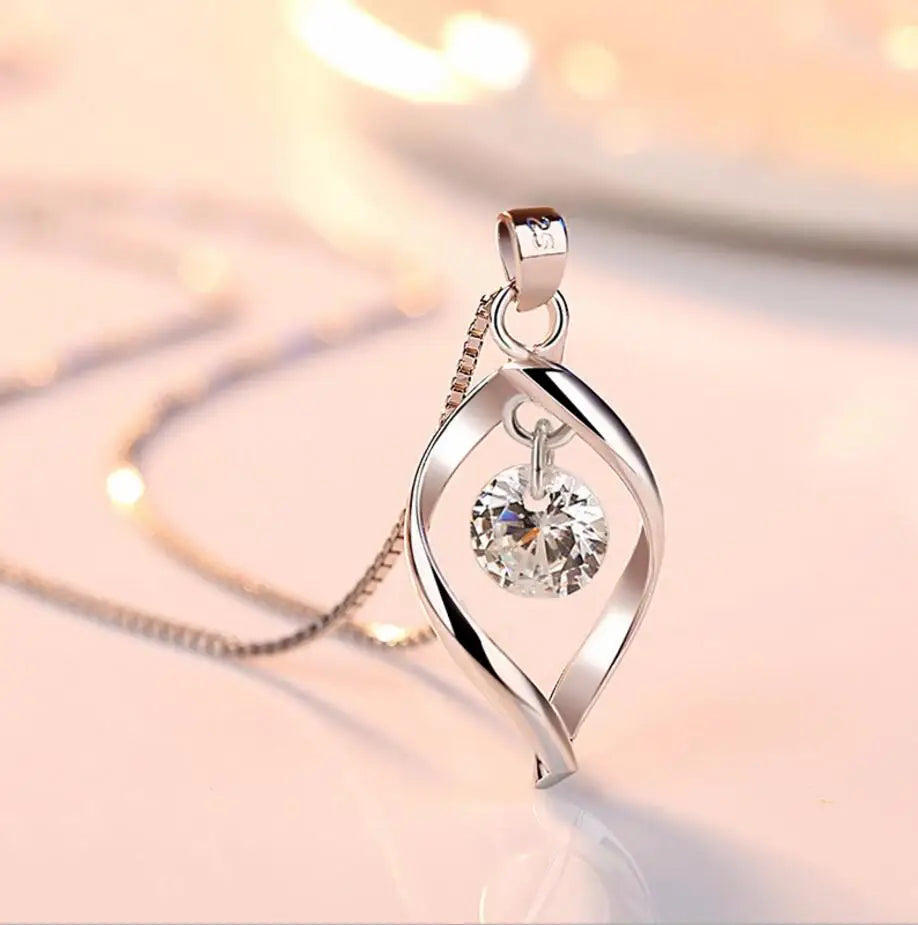 Ketting met zirkonia in zilver
