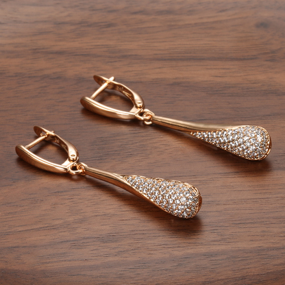 Elegante gouden waterdruppeloorbellen