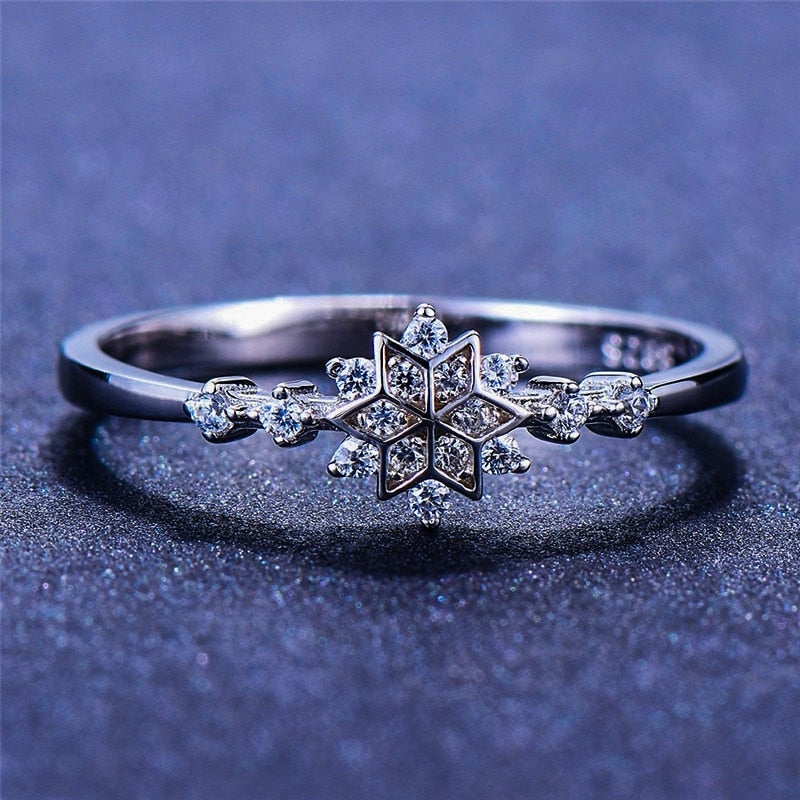 Sneeuwvlokring gemaakt van 925 sterling zilver