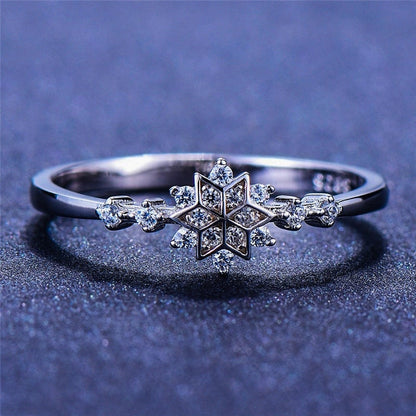 Sneeuwvlokring gemaakt van 925 sterling zilver