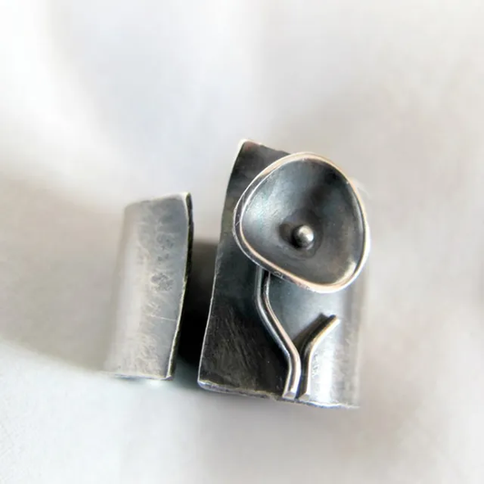 Vintage ring in donker zilver